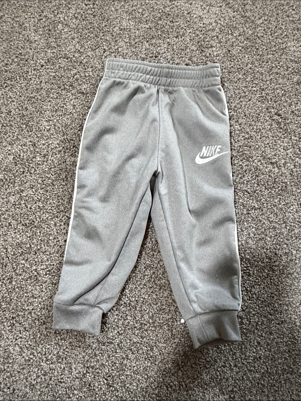 Nike Matching Set - Picture 6 of 8